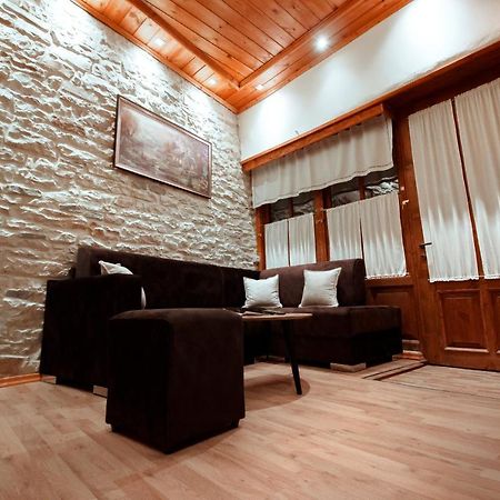 Duplex Apartment Viktoria Gjirokaster Exterior photo